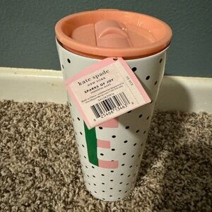 Kate Spade 24 oz tumbler,Brand new. Original $26.95, now $10. Monogram letter E.